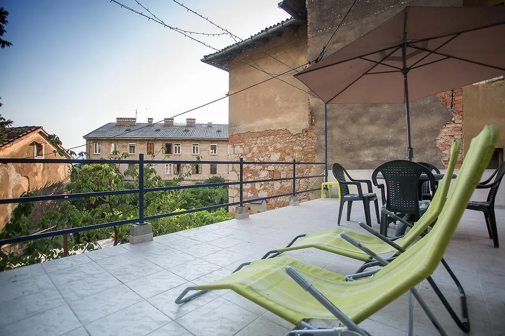 Apartment Pipo Rijeka 0*,  Croatia